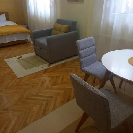 Leda Apartmani Smederevo Exterior photo