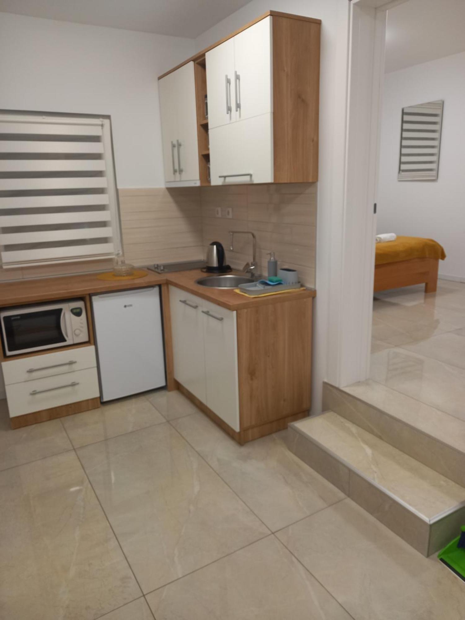 Leda Apartment